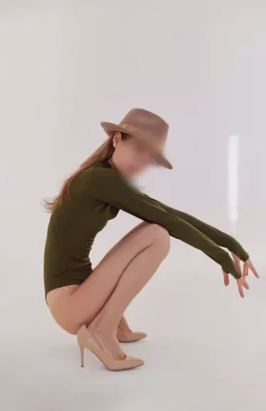 Alma, 30