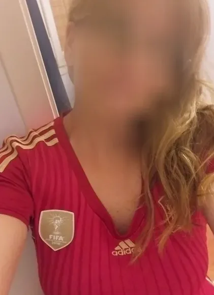 Emma, 35