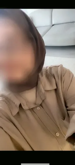 Emma, 32