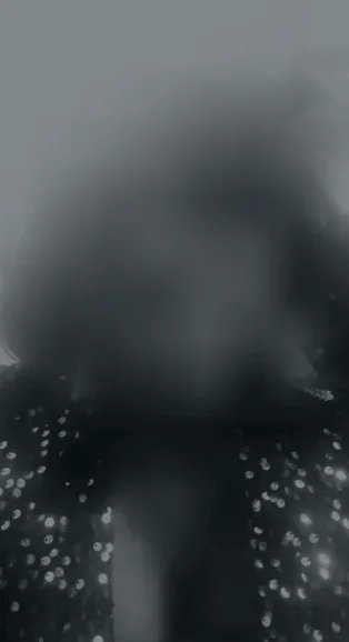 Fatima, 25