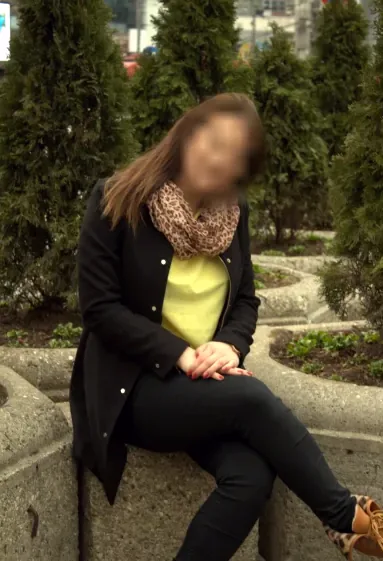 Kamilla, 27
