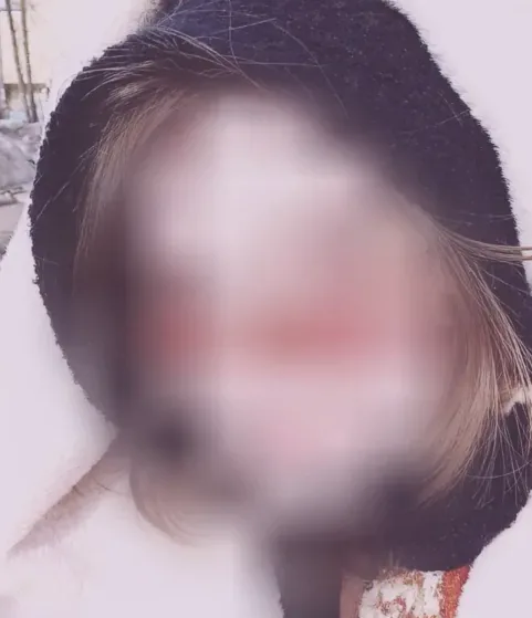 Louise, 19