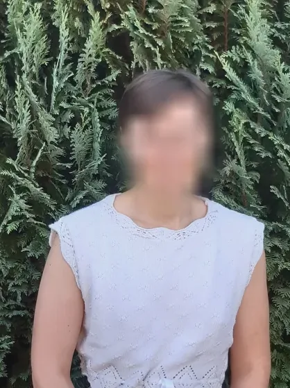 Malou, 27