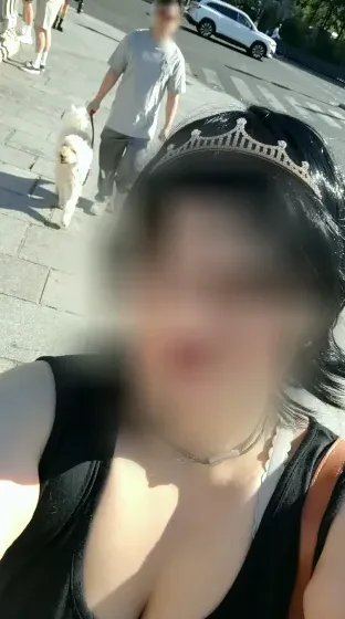 Naja, 40